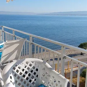 sea-view-perea-apartment.hotels-of-thessaloniki.com/